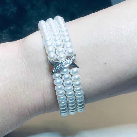 Perlaviva Freshwater Pearl 3-Row Coil X Bracelet - Picture 6 of 8